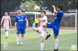 开云体育入口-中国足球联赛热度不减引眼球