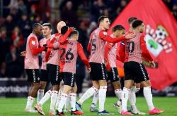 开云体育APP下载-曼联备战与南安普敦，备受关注的实力碰撞