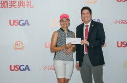 开云体育中国-美国球员表现稳健，联赛中赢得成功