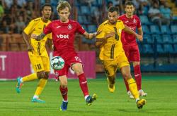 开云体育中国-阿美尼亚球员在进攻端的突破技巧