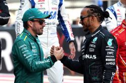 开云下载-包含哈斯车队险胜法拉利，阿隆索高光表现的词条