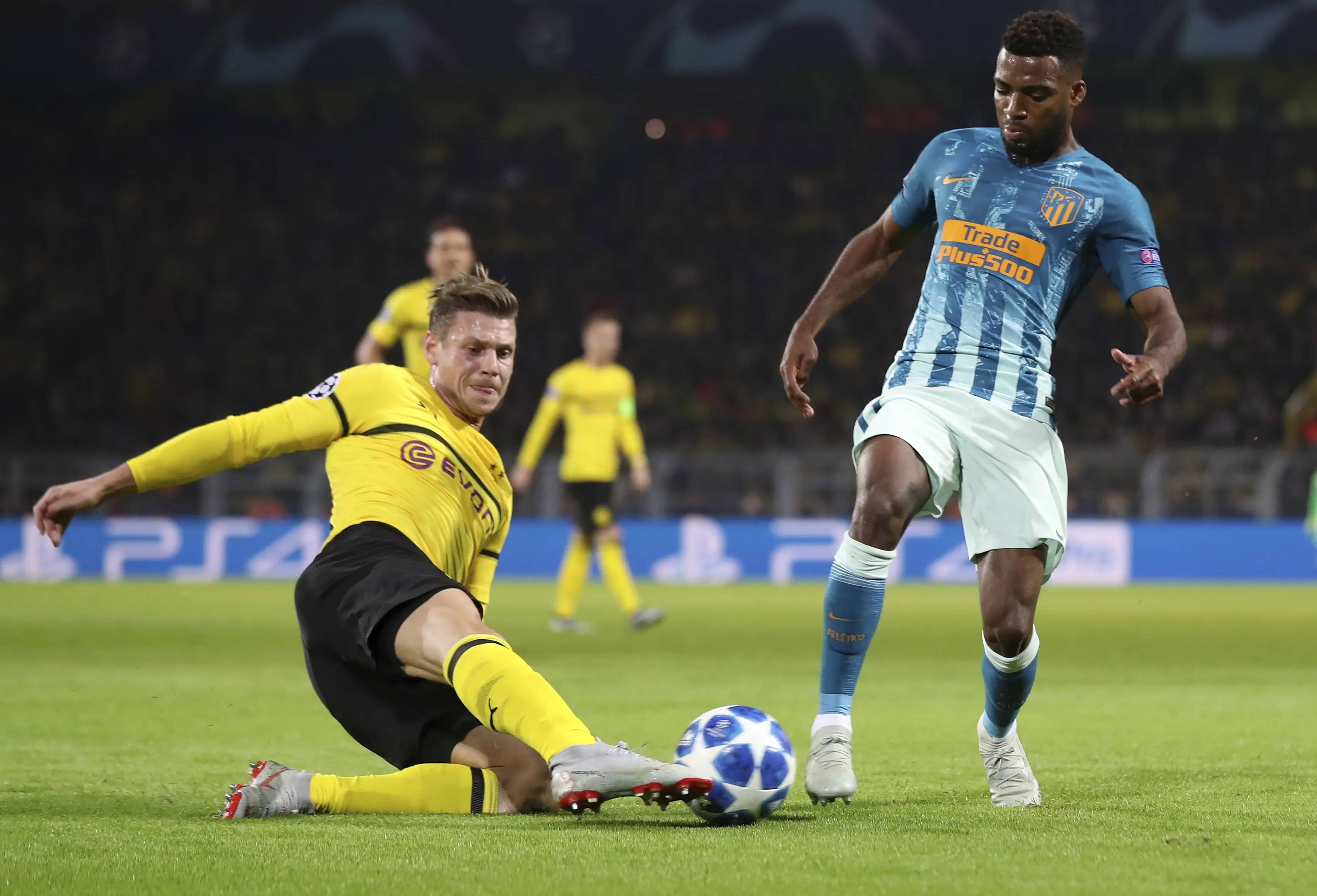 多特蒙德主场失利,劲旅遭遇阻击 多特蒙德主场失利,劲旅遭遇阻击