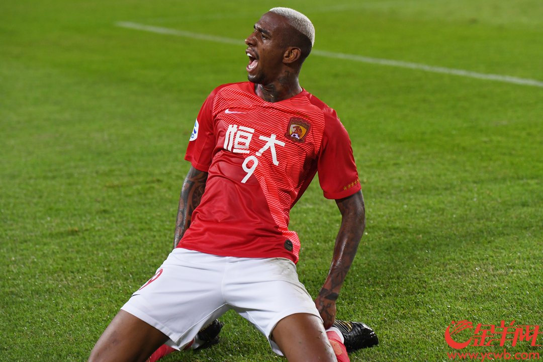 广州恒大力挽败局，小组出线希望依旧