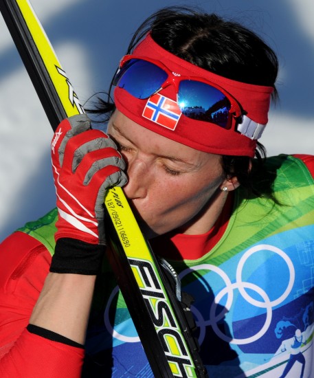 关于游泳比赛中挪威名将再次夺冠的信息 关于游泳比赛中挪威名将再次夺冠的信息