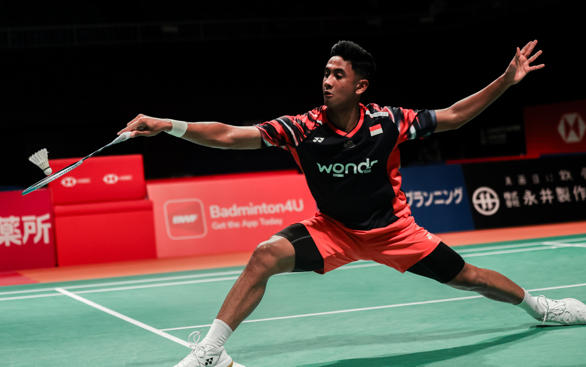 包含印度羽毛球队力克丹麦羽毛球队，马琳统治全场的词条