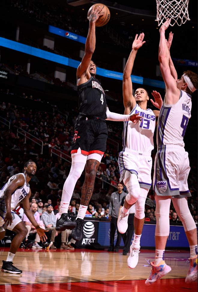 国王力克火箭,艾顿爆发神勇的简单介绍 国王力克火箭,艾顿爆发神勇的简单介绍