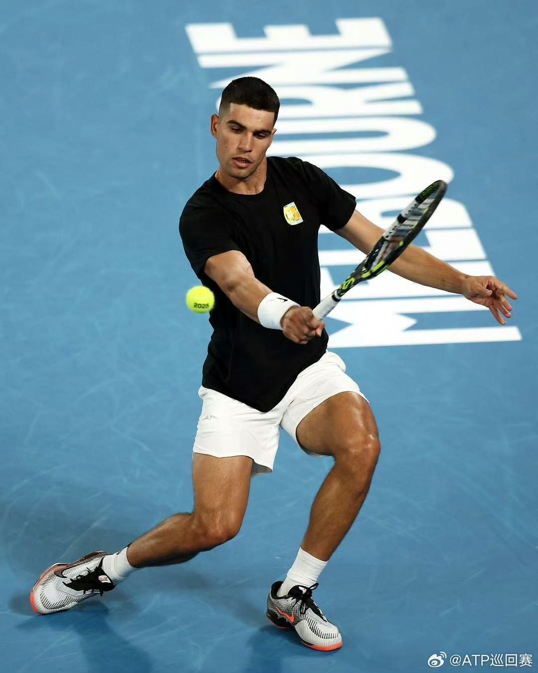 澳网横扫ATP总决赛,阿尔卡拉斯惊艳四座的简单介绍 澳网横扫ATP总决赛,阿尔卡拉斯惊艳四座的简单介绍