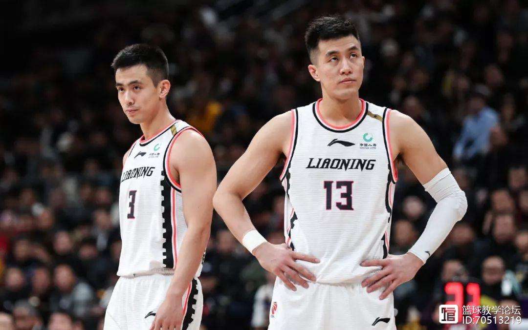 76人险胜江苏队,赵继伟统治全场 76人险胜江苏队,赵继伟统治全场