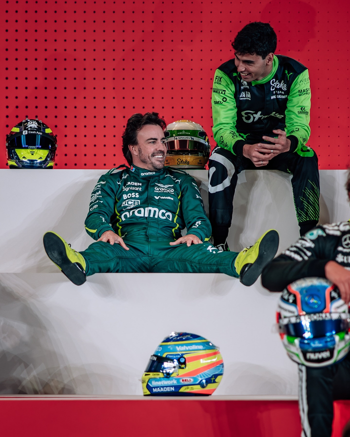 威廉姆斯鏖战索伯车队,皮亚斯特里点燃赛场 威廉姆斯鏖战索伯车队,皮亚斯特里点燃赛场